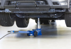 air-hydraulic-jack-50-3h-workshop