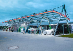 waschpark-skywing-nachtaufnahme